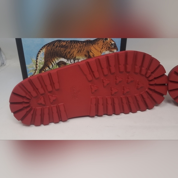 NWT Gucci Women's  Slides Sandals Ghost Hamlet Skull Red Calfskin 429360 6 US - Picture 11 of 14